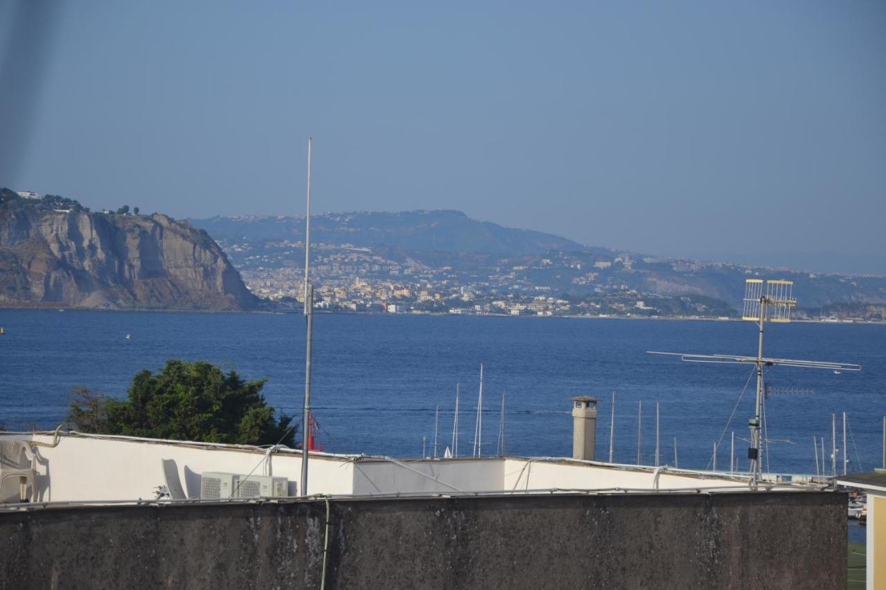 Dc House Hotel Procida Buitenkant foto